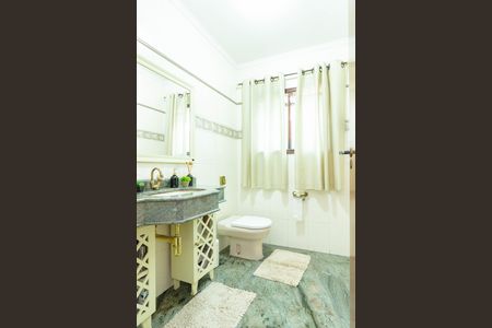 Casa à venda com 280m², 4 quartos e 2 vagasBanheiro 2