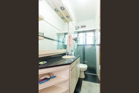 Casa à venda com 280m², 4 quartos e 2 vagasBanheiro 1