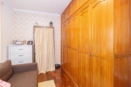 Casa à venda com 280m², 4 quartos e 2 vagasQuarto 2