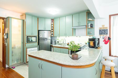 Casa à venda com 280m², 4 quartos e 2 vagasCozinha