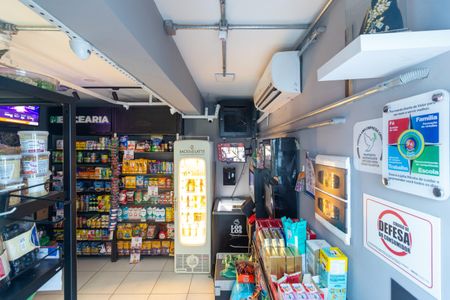 Studio à venda com 36m², 1 quarto e 2 vagas Studio à venda com 36m², 1 quarto e 2 vagasÁrea comum - Mercadinho
