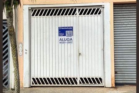 Casa para alugar com 49m², 2 quartos e 1 vaga Casa para alugar com 49m², 2 quartos e 1 vagaFachada