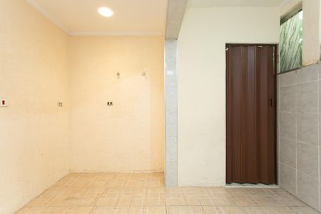 Casa para alugar com 49m², 2 quartos e 1 vaga Casa para alugar com 49m², 2 quartos e 1 vagaQuarto