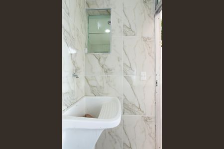 Casa para alugar com 49m², 2 quartos e 1 vaga Casa para alugar com 49m², 2 quartos e 1 vagaÁrea de Serviço