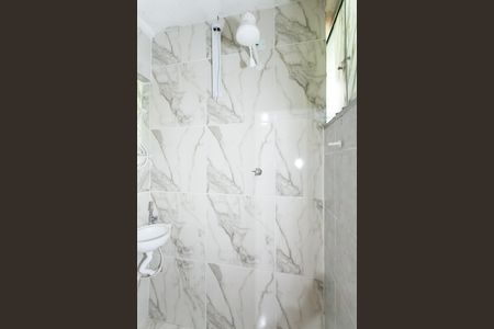 Casa para alugar com 49m², 2 quartos e 1 vaga Casa para alugar com 49m², 2 quartos e 1 vagaBanheiro 2