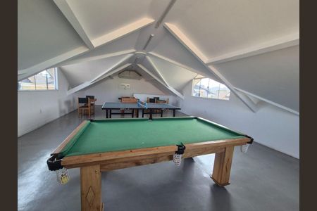 Casa à venda com 180m², 4 quartos e 2 vagas