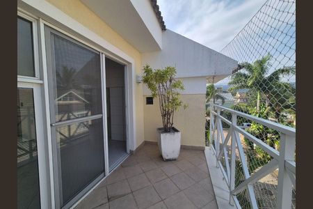 Casa à venda com 180m², 4 quartos e 2 vagas