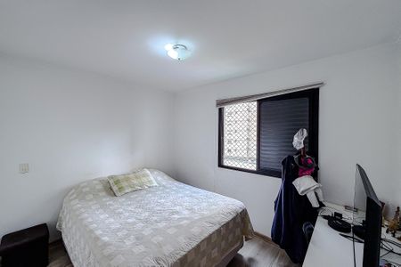 Apartamento à venda com 105m², 3 quartos e 2 vagas Apartamento à venda com 105m², 3 quartos e 2 vagasQuarto 3 - Suíte
