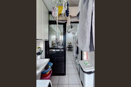 Apartamento à venda com 105m², 3 quartos e 2 vagas Apartamento à venda com 105m², 3 quartos e 2 vagasÁrea de Serviço