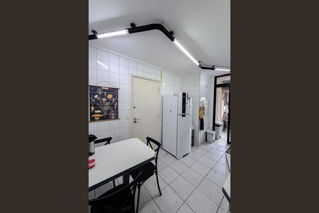 Apartamento à venda com 105m², 3 quartos e 2 vagas Apartamento à venda com 105m², 3 quartos e 2 vagasCozinha