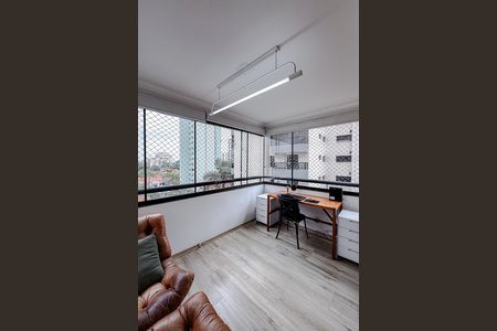 Apartamento à venda com 105m², 3 quartos e 2 vagas Apartamento à venda com 105m², 3 quartos e 2 vagasVaranda da Sala