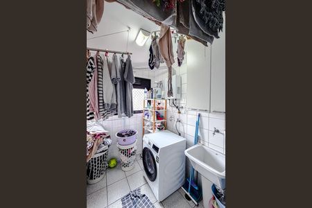 Apartamento à venda com 105m², 3 quartos e 2 vagas Apartamento à venda com 105m², 3 quartos e 2 vagasÁrea de Serviço