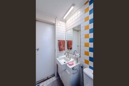 Apartamento à venda com 105m², 3 quartos e 2 vagas Apartamento à venda com 105m², 3 quartos e 2 vagasBanheiro da Suíte
