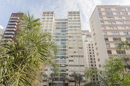 Apartamento à venda com 290m², 3 quartos e 3 vagas Apartamento à venda com 290m², 3 quartos e 3 vagasVaranda da Sala