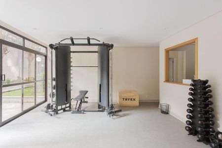 Apartamento à venda com 290m², 3 quartos e 3 vagas Apartamento à venda com 290m², 3 quartos e 3 vagasAcademia