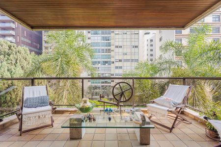 Apartamento à venda com 290m², 3 quartos e 3 vagas Apartamento à venda com 290m², 3 quartos e 3 vagasVaranda da Sala