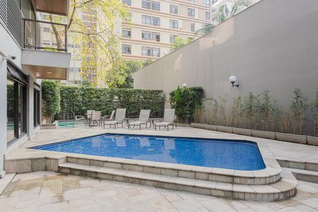 Apartamento à venda com 290m², 3 quartos e 3 vagas Apartamento à venda com 290m², 3 quartos e 3 vagasPiscina