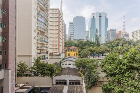 Apartamento à venda com 290m², 3 quartos e 3 vagas Apartamento à venda com 290m², 3 quartos e 3 vagasVaranda da Suíte 3