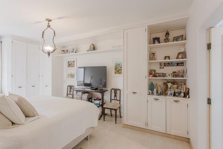 Apartamento à venda com 290m², 3 quartos e 3 vagas Apartamento à venda com 290m², 3 quartos e 3 vagasSuíte 3