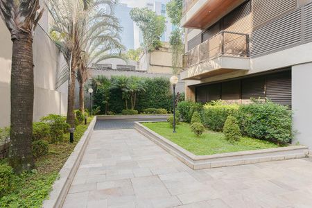 Apartamento à venda com 290m², 3 quartos e 3 vagas Apartamento à venda com 290m², 3 quartos e 3 vagasÁrea comum
