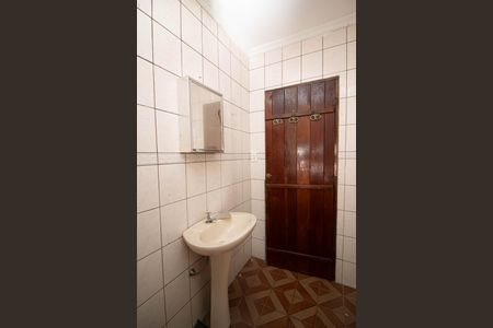 Casa para alugar com 50m², 1 quarto e sem vaga Casa para alugar com 50m², 1 quarto e sem vagaBanheiro