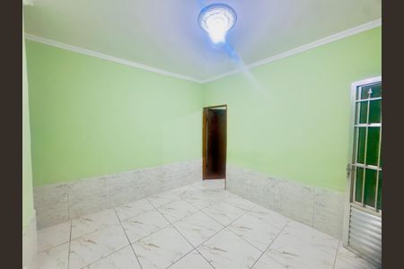 Casa para alugar com 70m², 1 quarto e 1 vagaSala