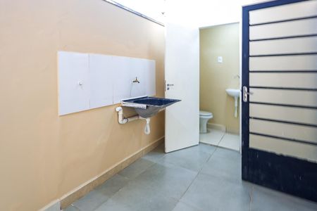 Studio para alugar com 20m², 1 quarto e sem vaga Studio para alugar com 20m², 1 quarto e sem vagaLavanderia