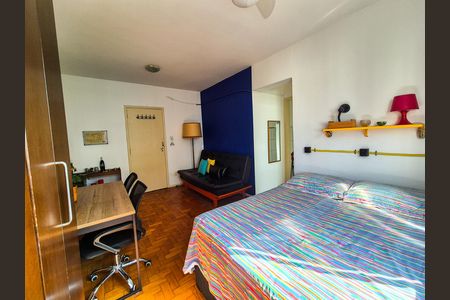 Studio à venda com 30m², 1 quarto e sem vaga Studio à venda com 30m², 1 quarto e sem vagaSala/Quarto