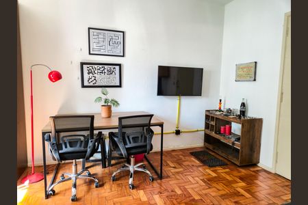 Studio à venda com 30m², 1 quarto e sem vaga Studio à venda com 30m², 1 quarto e sem vagaSala/Quarto