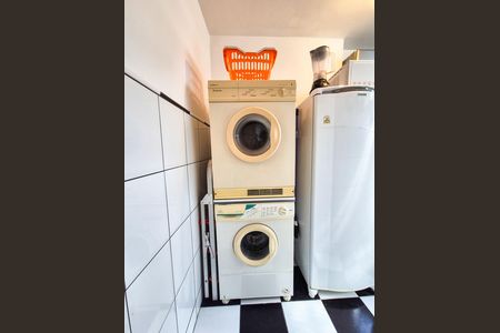 Studio à venda com 30m², 1 quarto e sem vaga Studio à venda com 30m², 1 quarto e sem vagaLavanderia