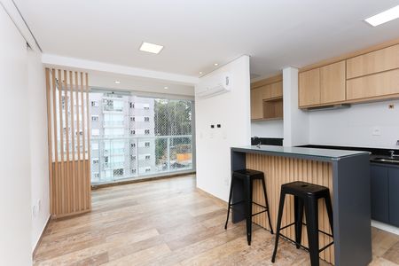 Sala  de kitnet/studio para alugar com 1 quarto, 38m² em Vila Andrade, São Paulo