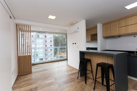 Sala  de kitnet/studio para alugar com 1 quarto, 38m² em Vila Andrade, São Paulo