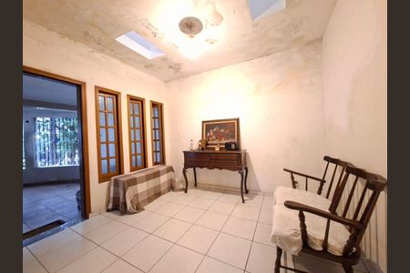 Casa à venda com 3 quartos, 295m² em Jardim Bonfiglioli, São Paulo