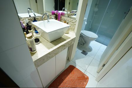 Apartamento à venda com 68m², 2 quartos e 1 vaga