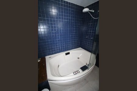 Casa para alugar com 1500m², 5 quartos e 5 vagasBanheiro da Suíte 2
