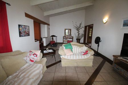 Casa para alugar com 1500m², 5 quartos e 5 vagasSala 1