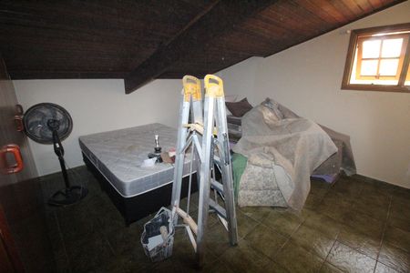 Casa para alugar com 1500m², 5 quartos e 5 vagasQuarto 1