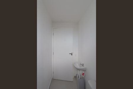 Apartamento para alugar com 42m², 2 quartos e sem vaga Apartamento para alugar com 42m², 2 quartos e sem vagaBanheiro