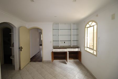 Casa à venda com 301m², 4 quartos e 6 vagasSala de Jantar