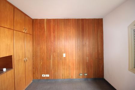 Casa à venda com 301m², 4 quartos e 6 vagasQuarto 6
