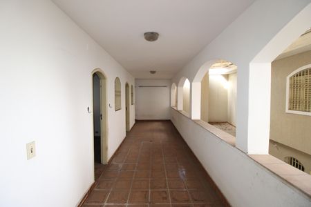 Casa à venda com 301m², 4 quartos e 6 vagasVaranda