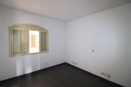Casa à venda com 301m², 4 quartos e 6 vagasQuarto 3