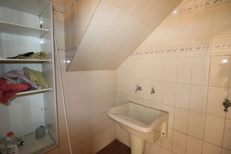 Casa à venda com 301m², 4 quartos e 6 vagasÁrea de Serviço