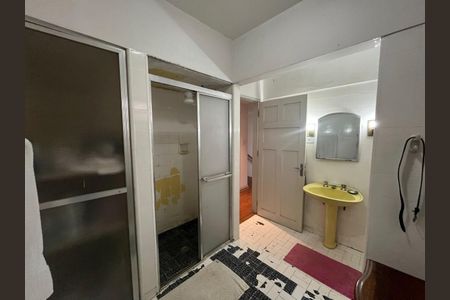 Casa à venda com 250m², 3 quartos e 1 vaga