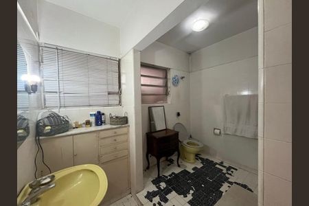 Casa à venda com 250m², 3 quartos e 1 vaga