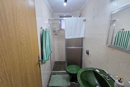 Apartamento para alugar com 80m², 2 quartos e 1 vaga Apartamento para alugar com 80m², 2 quartos e 1 vagaBanheiro da Suíte 1