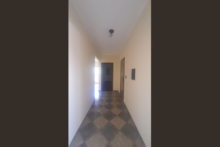 Casa para alugar com 280m², 3 quartos e 3 vagas Casa para alugar com 280m², 3 quartos e 3 vagasCorredor