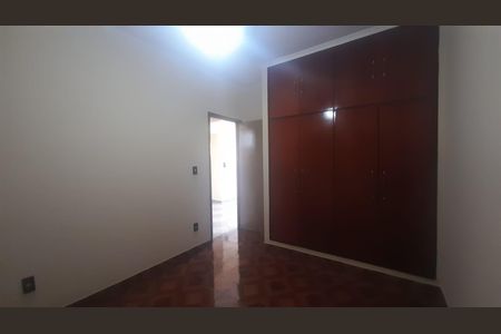 Casa para alugar com 280m², 3 quartos e 3 vagas Casa para alugar com 280m², 3 quartos e 3 vagasQuarto