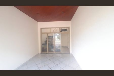 Casa para alugar com 280m², 3 quartos e 3 vagas Casa para alugar com 280m², 3 quartos e 3 vagasGaragem