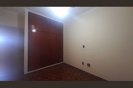 Casa para alugar com 280m², 3 quartos e 3 vagas Casa para alugar com 280m², 3 quartos e 3 vagasQuarto
